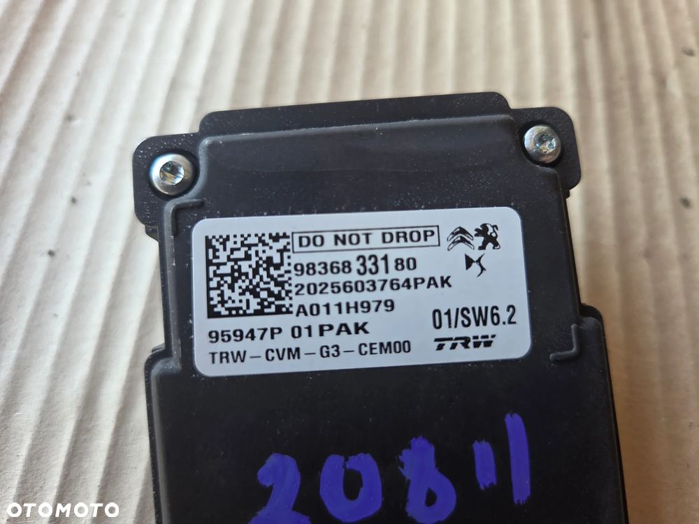 Kamera asystent pasa ruchu Peugeot 208 II  9836833180 - 3