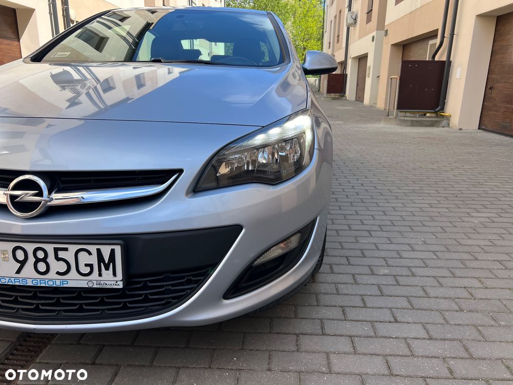 Opel Astra 1.4 T Business S&S - 9