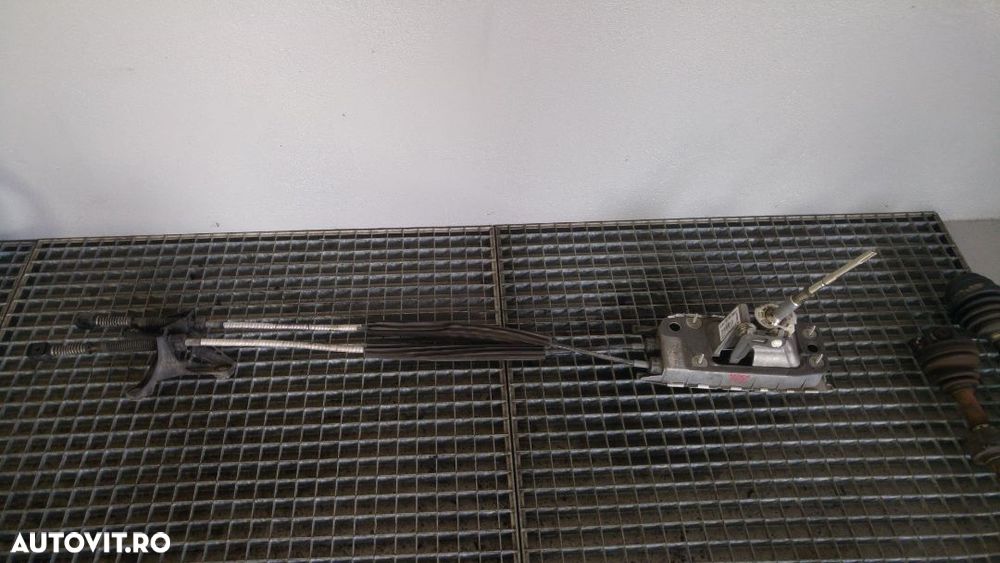 timonerie seat altea 5p 1.9 tdi bxe 5 trepte 1k0711049bg - 1