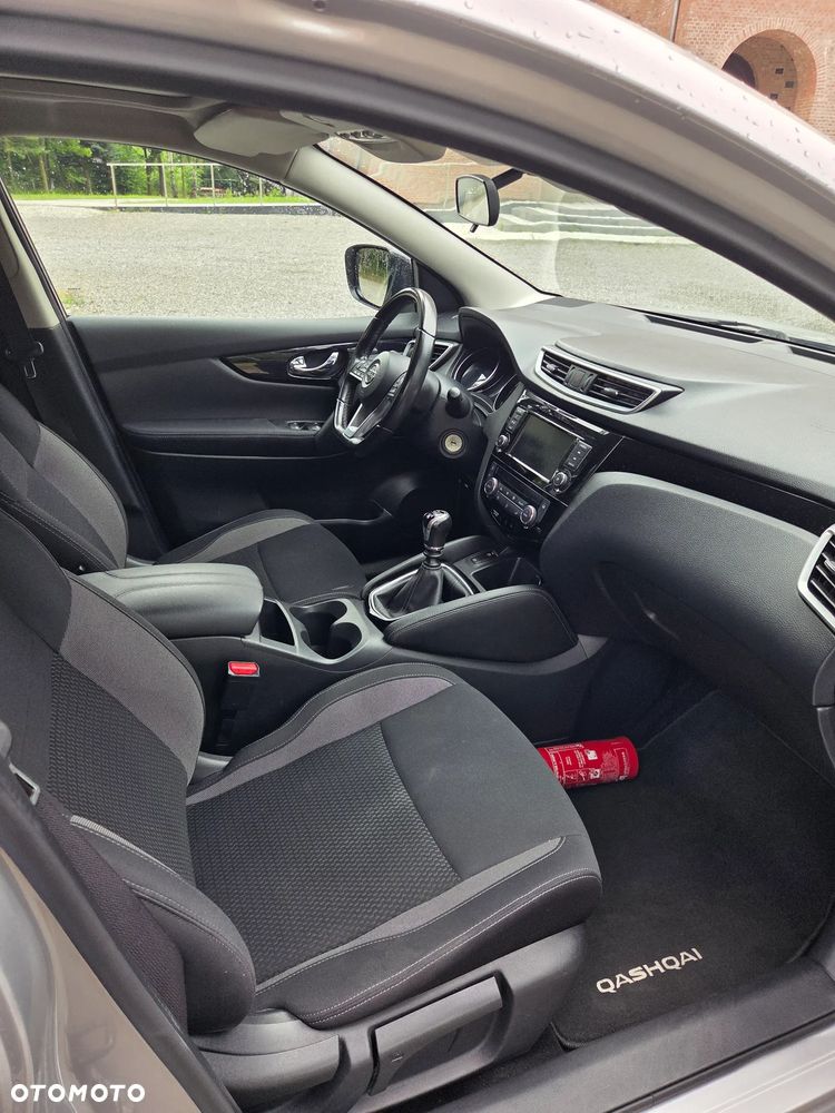 Nissan Qashqai 1.3 DIG-T Acenta EU6d - 14