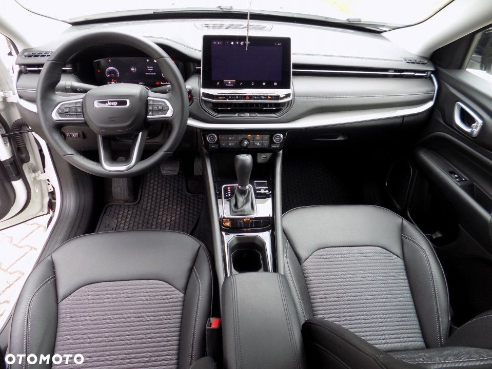 Jeep Compass - 14
