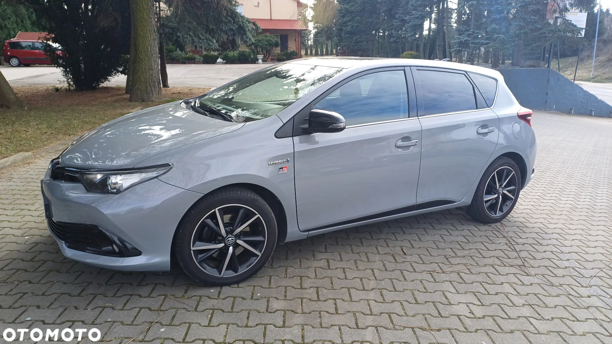 Toyota Auris 1.8 VVT-i Hybrid Automatik Executive - 3