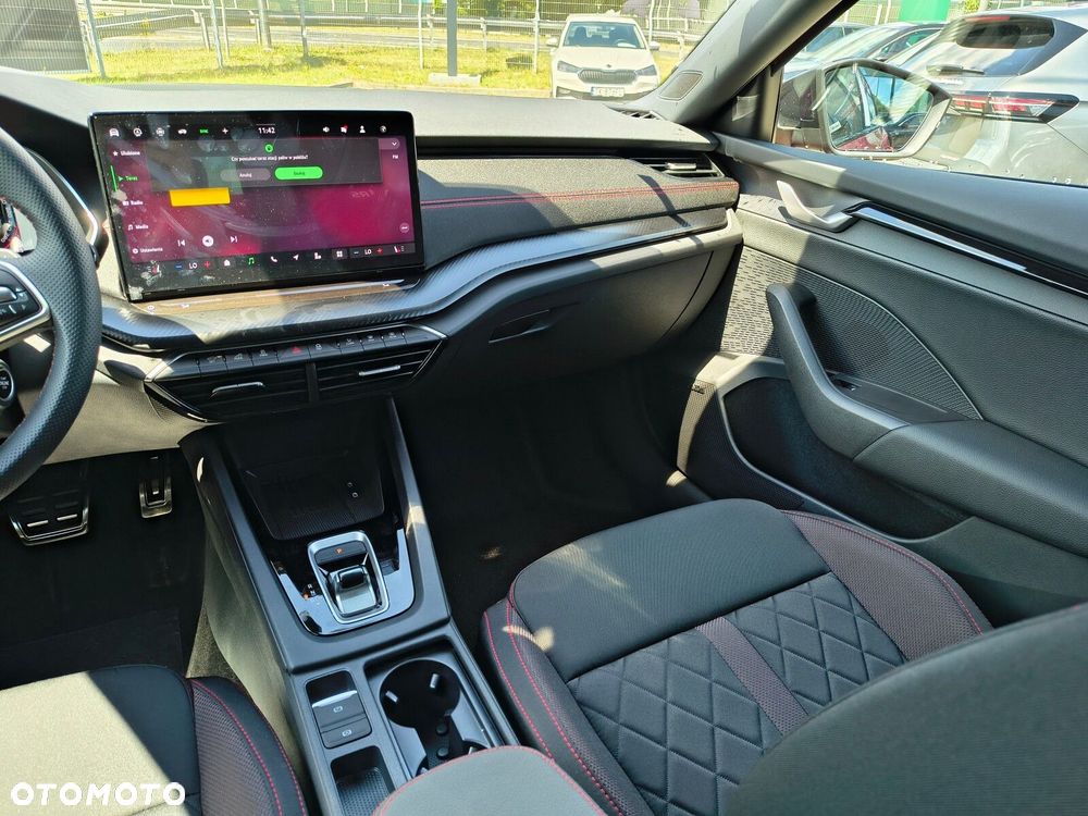 Skoda Octavia 2.0 TSI RS DSG - 22