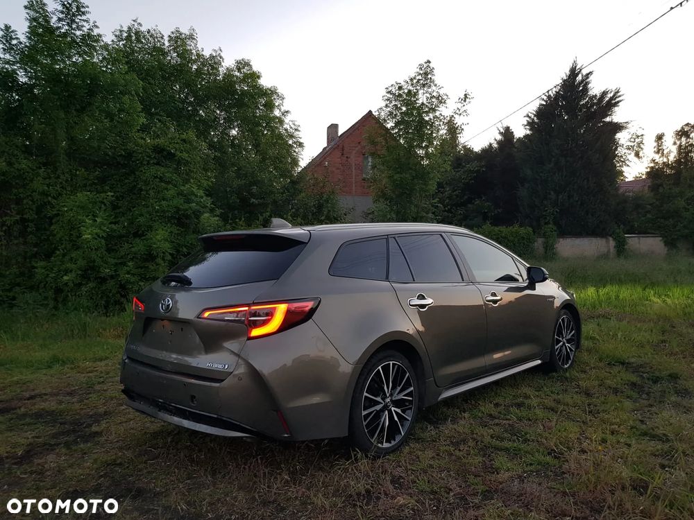 Toyota Corolla - 3