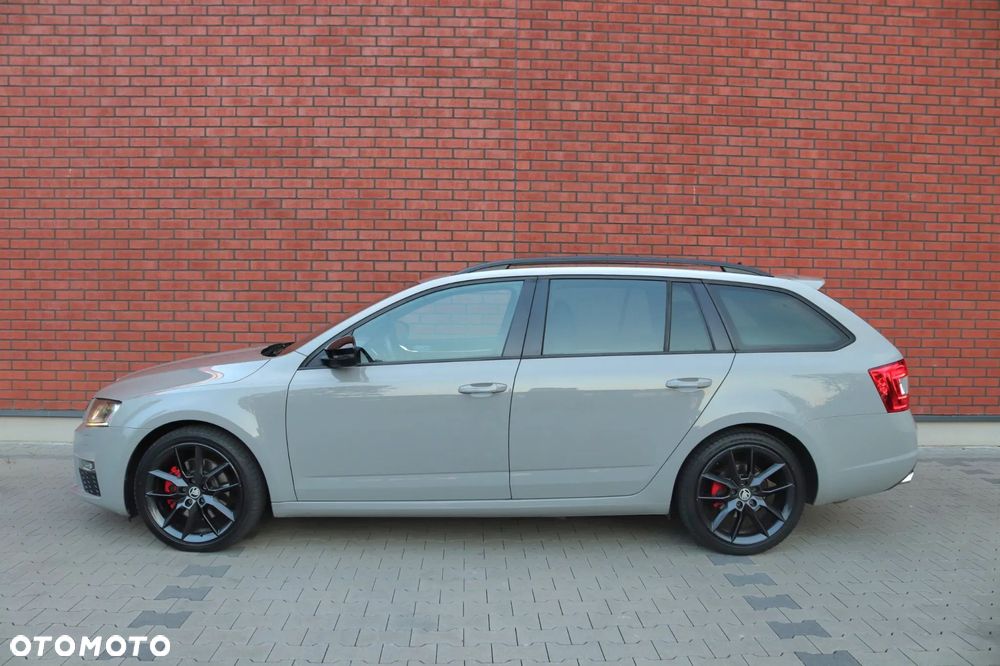 Skoda Octavia 2.0 TDI RS Challenge DSG - 6