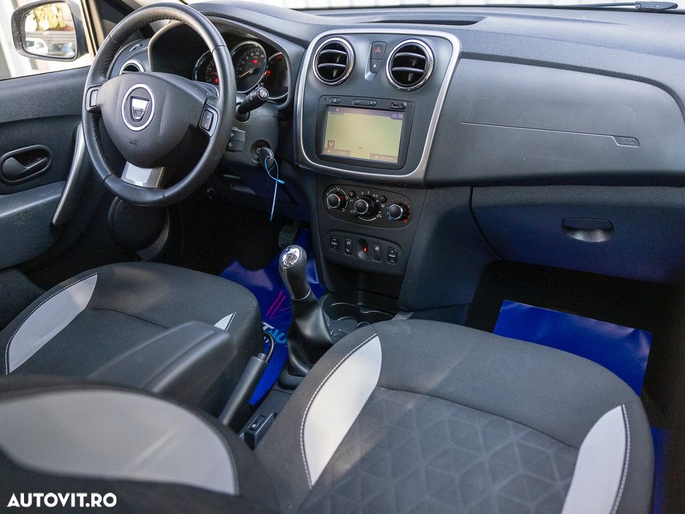 Dacia Sandero 0.9 Stepway - 11
