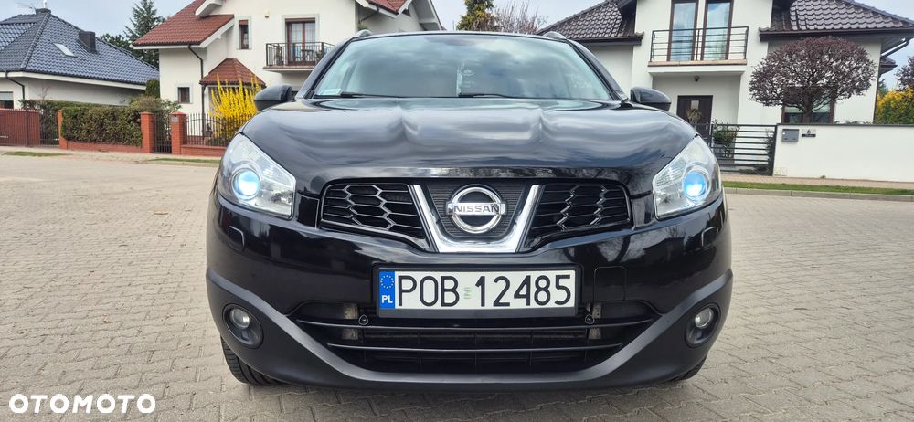 Nissan Qashqai 2.0 dCi 4 x 4 DPF tekna - 1