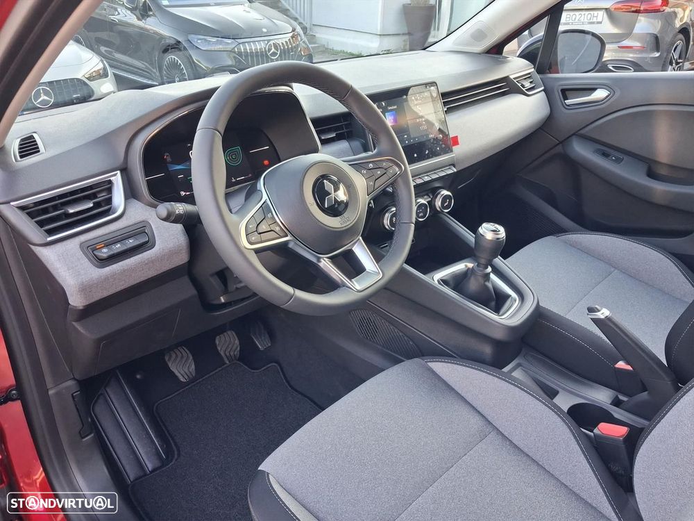 Mitsubishi Colt - 10