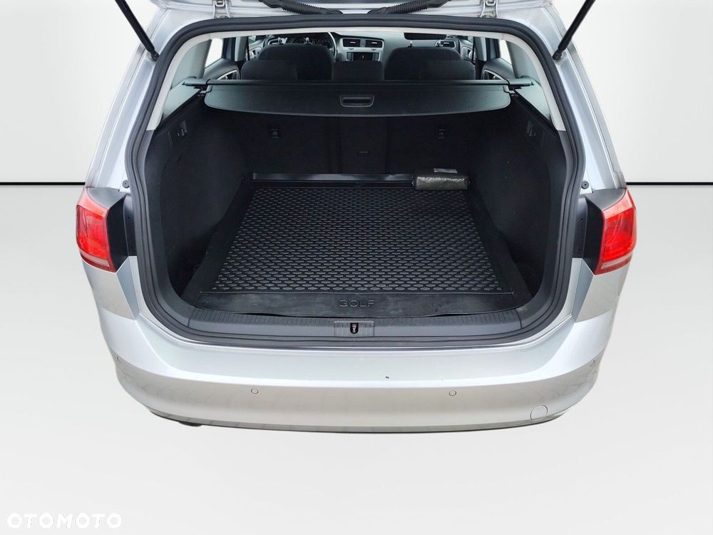 Volkswagen Golf Variant - 16