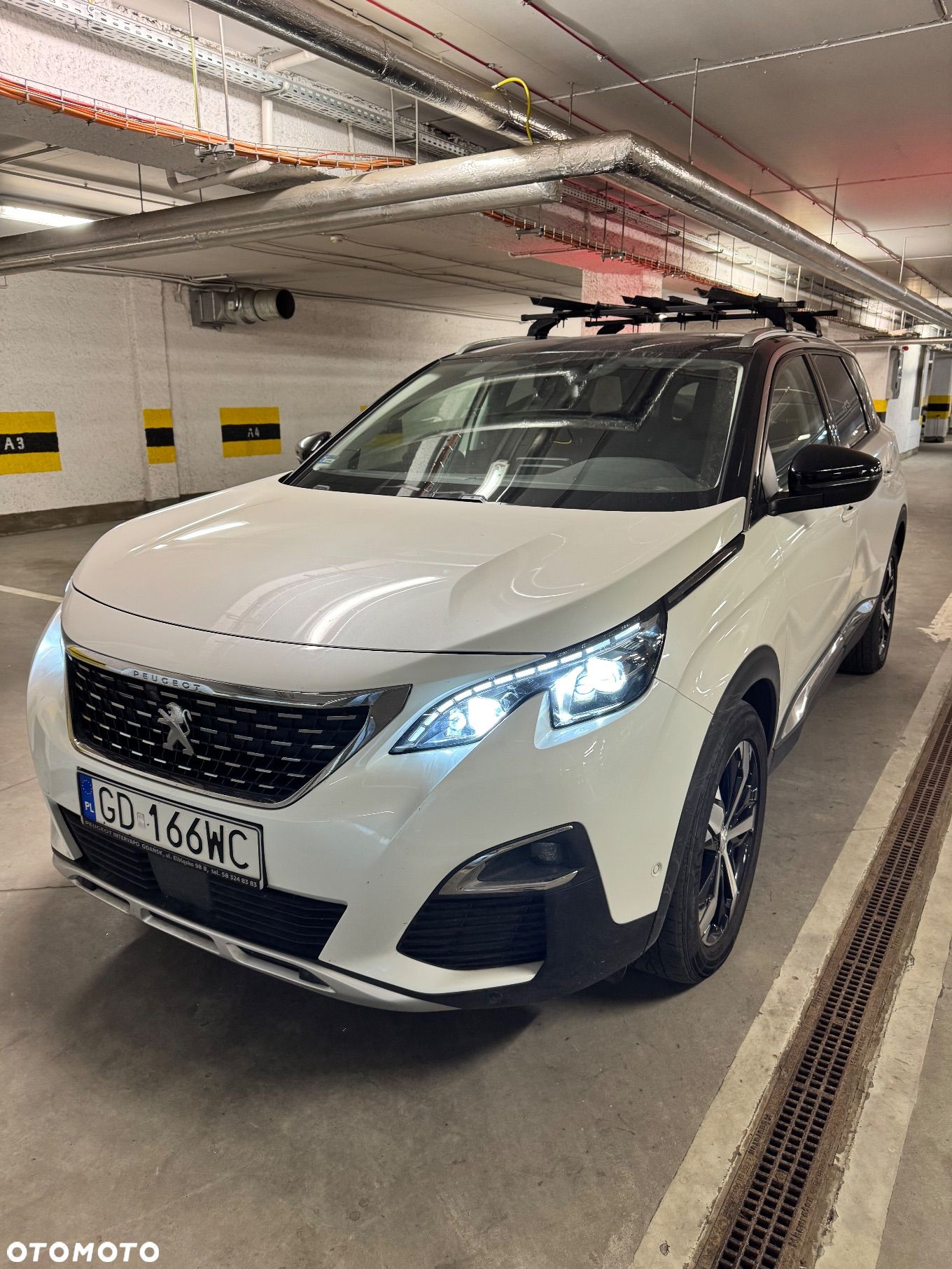 Peugeot 5008 1.5 BlueHDI Allure S&S EAT8 - 1