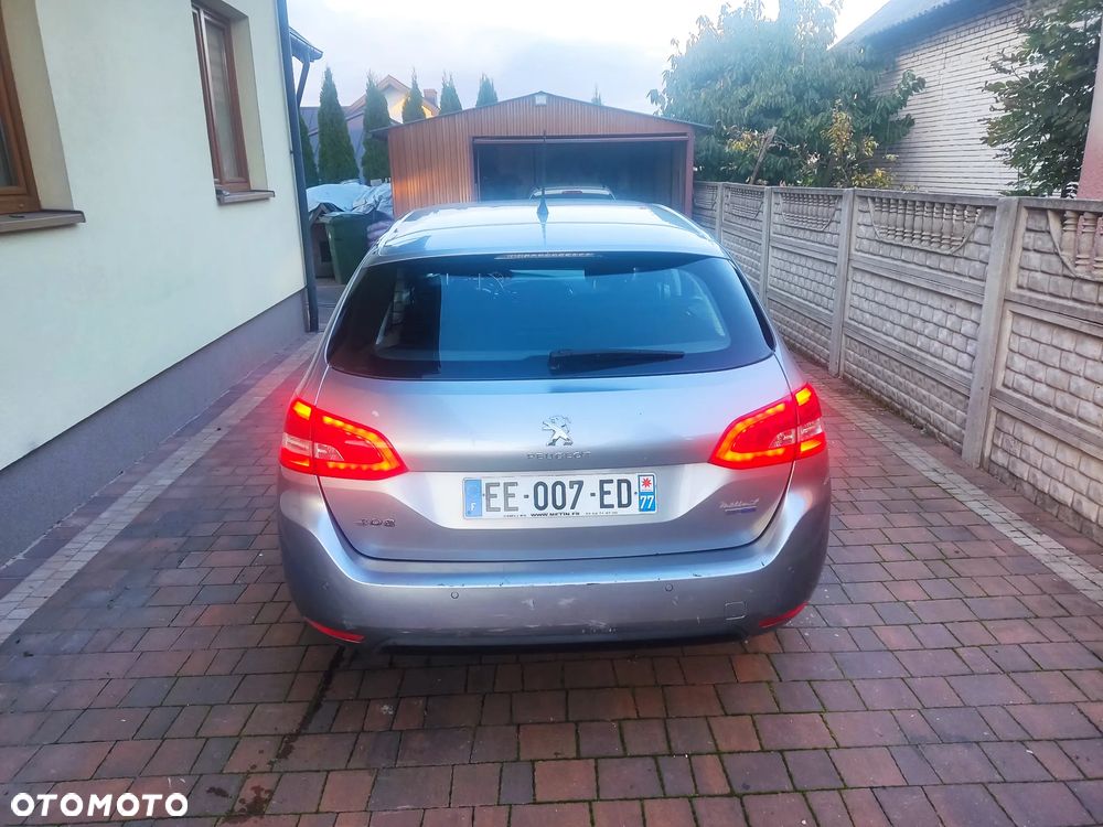 Peugeot 308 - 4