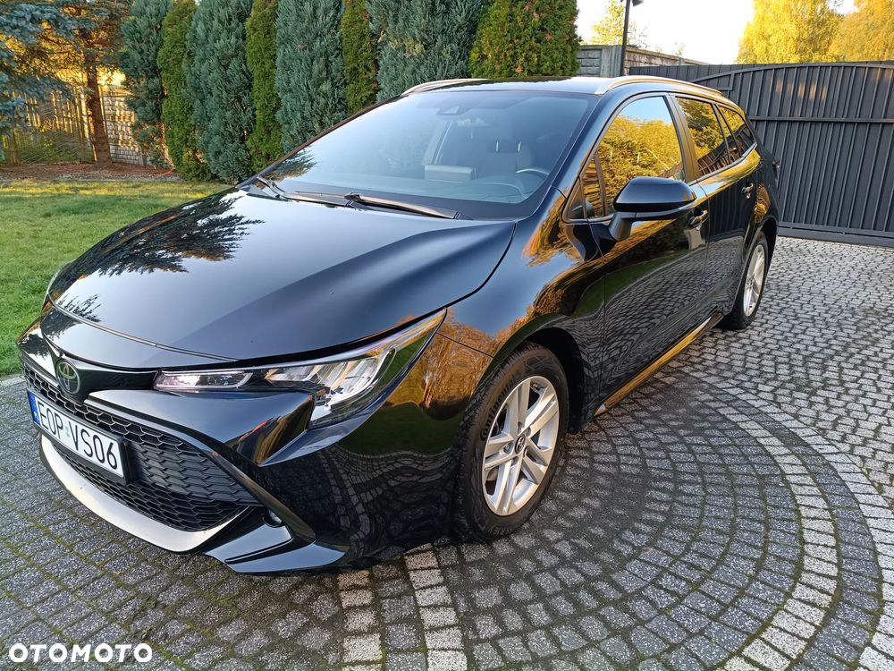 Toyota Corolla - 1