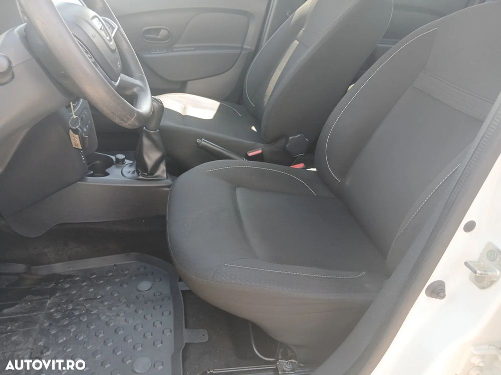 Dacia Logan 1.0 SCe Ambiance - 8