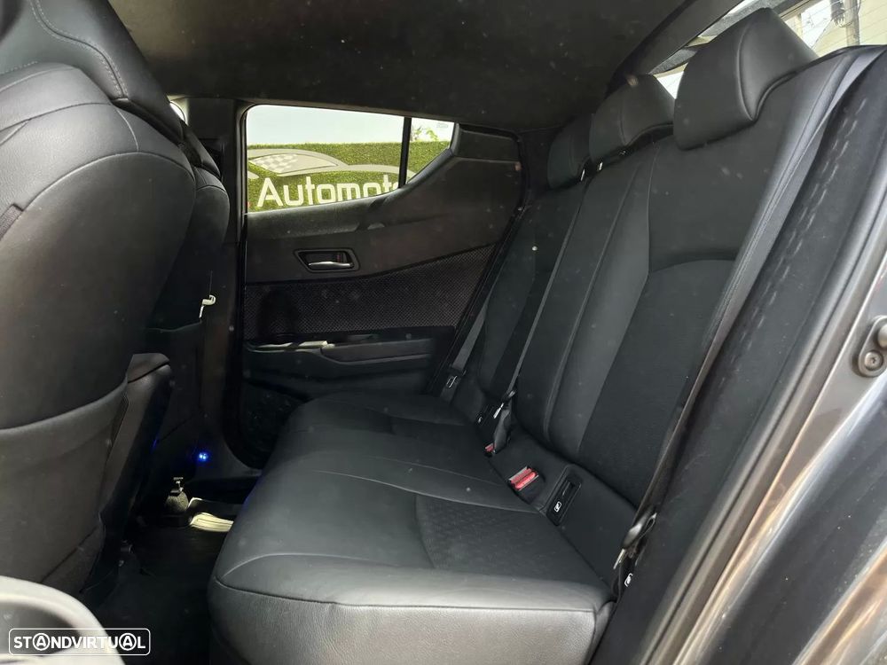 Toyota C-HR 1.8 HSD Lounge - 25