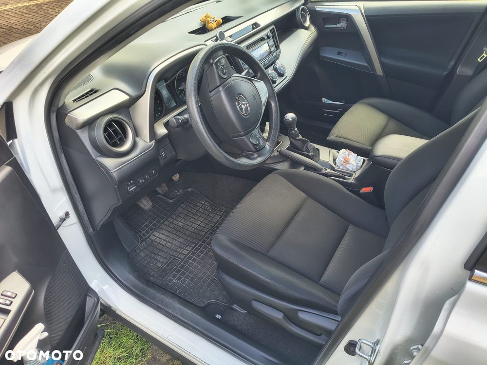 Toyota RAV4 2.0 Active 4x4 - 13