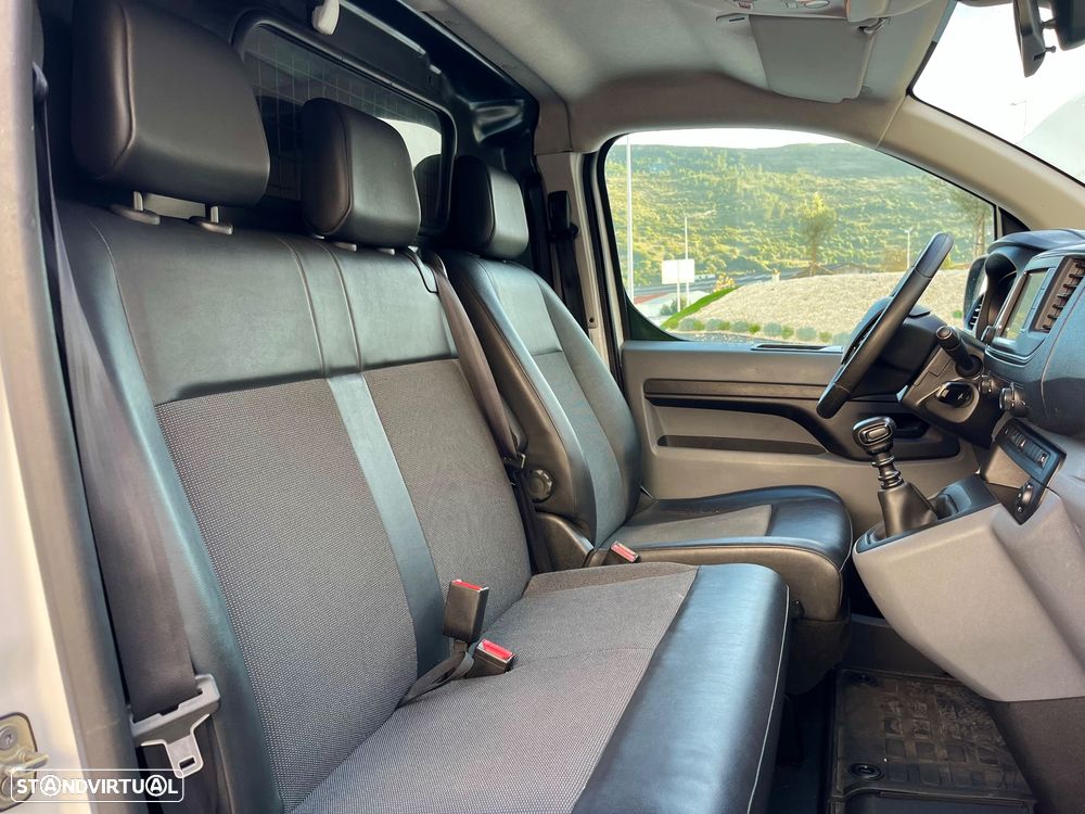 Opel Vivaro 2.0 - 29