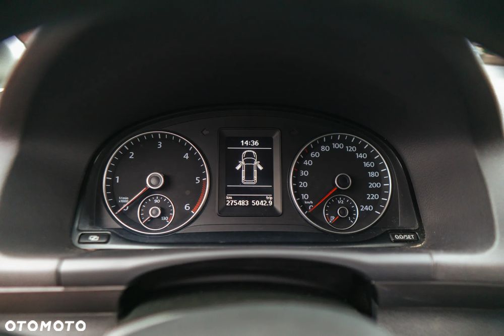Volkswagen Touran 1.6 TDI DPF BlueMotion Technology DSG Comfortline - 21