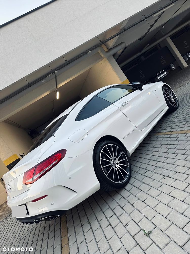 Mercedes-Benz Klasa C 200 4-Matic 9G-TRONIC - 10