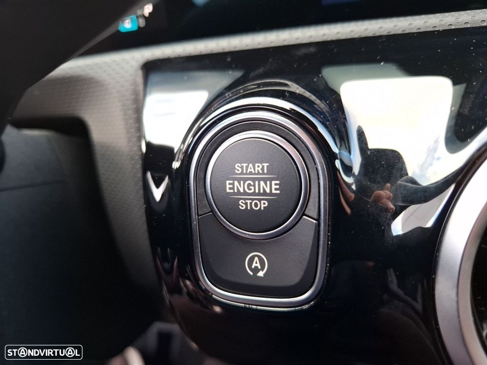 Mercedes-Benz A 180 d - 18