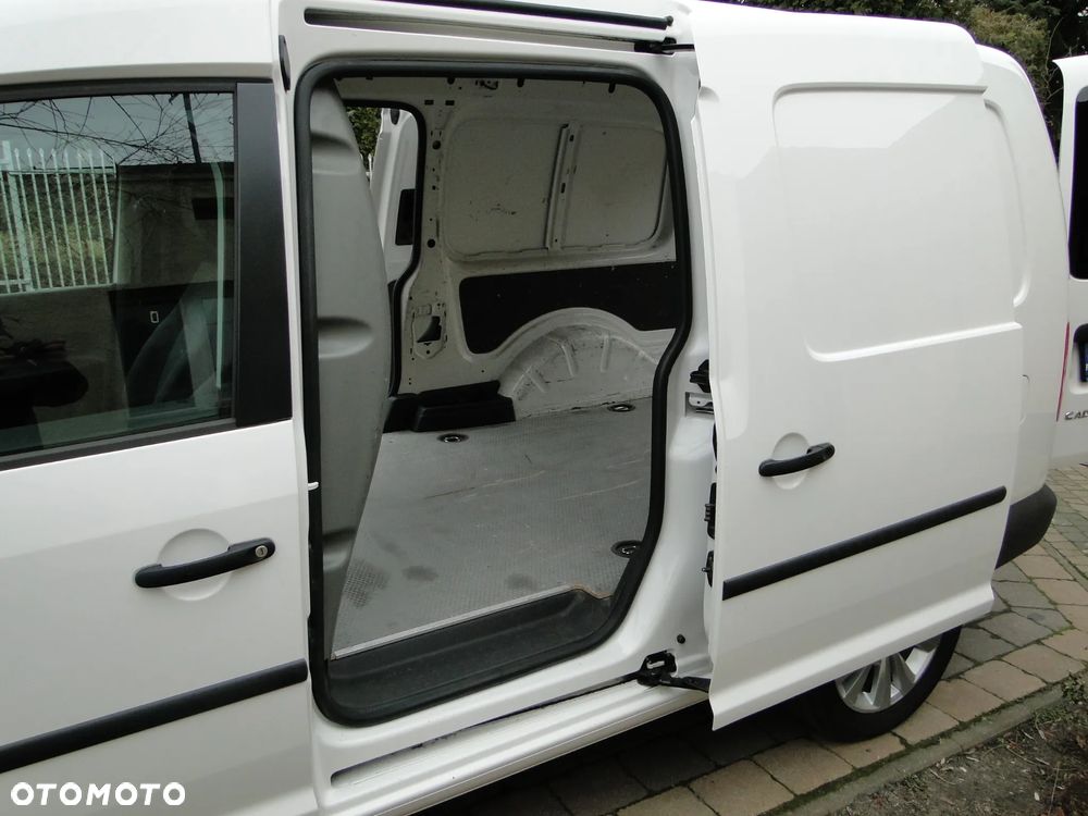 Volkswagen Caddy - 9