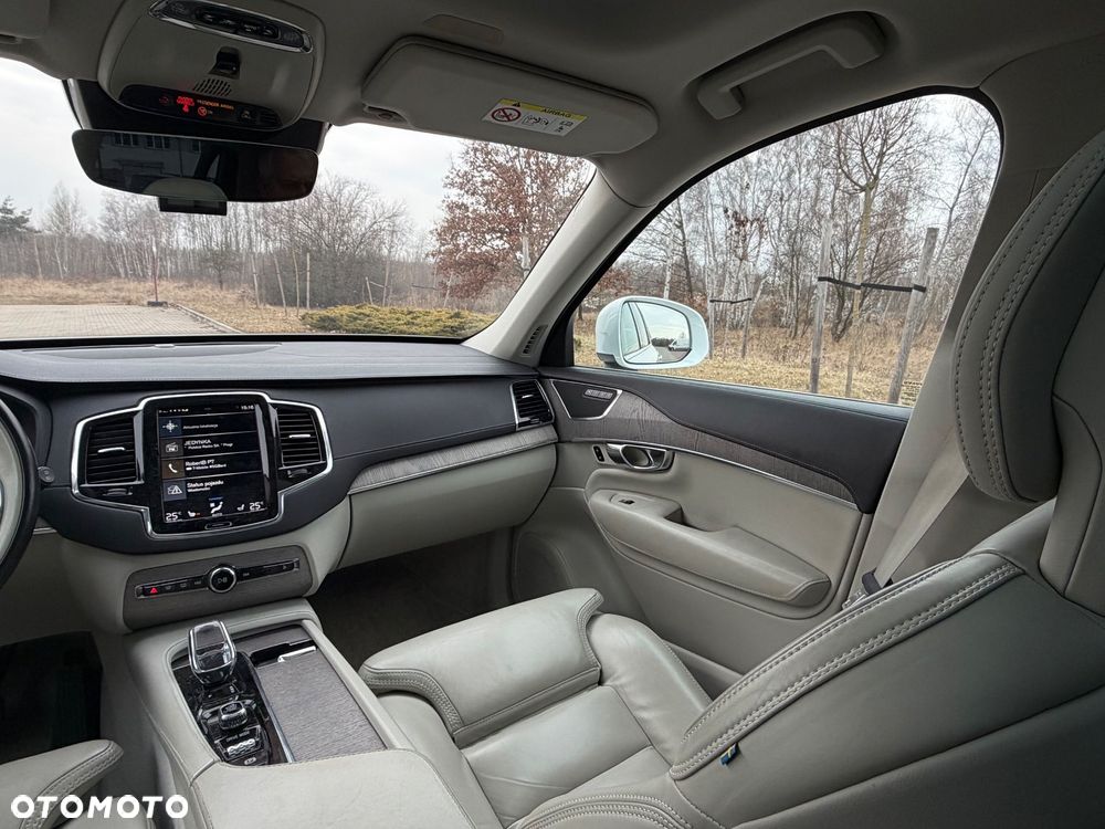 Volvo XC 90 B5 D AWD Geartronic Inscription - 9