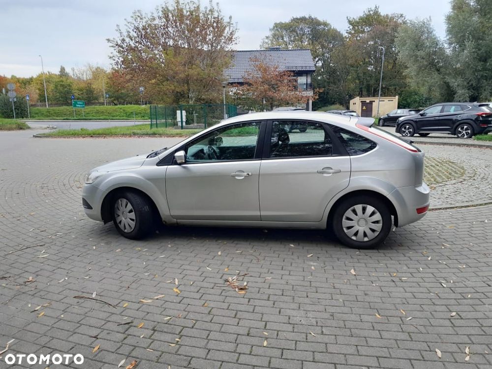 Ford Focus 2010 photo 4