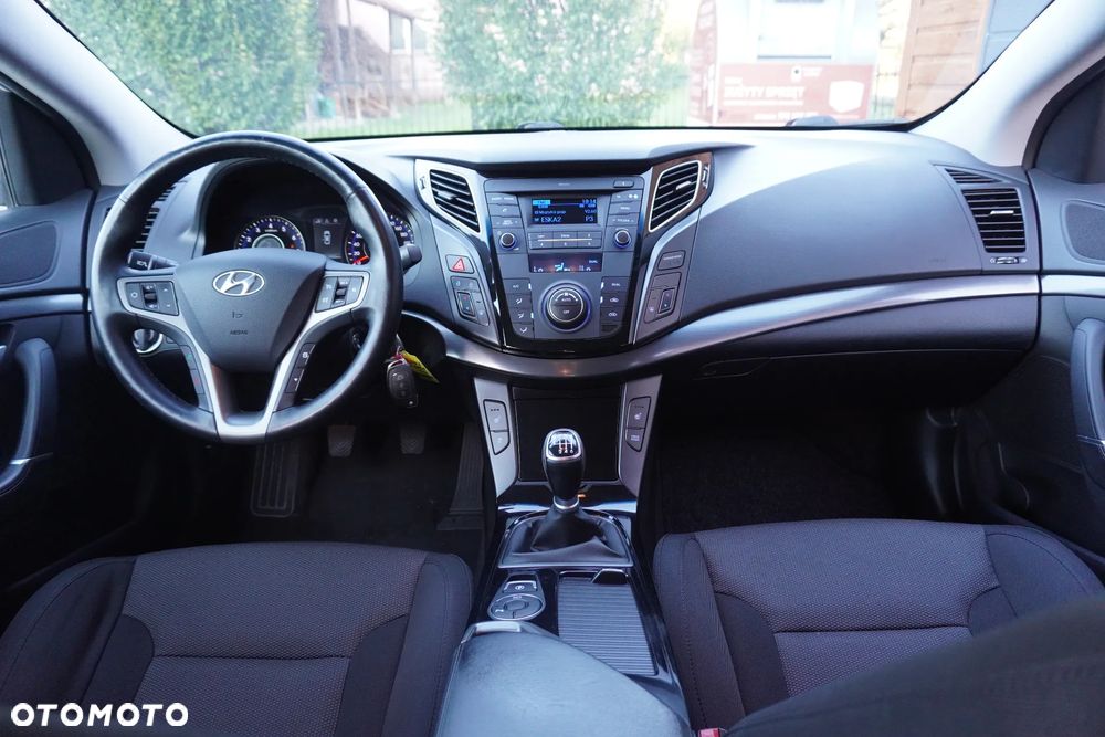 Hyundai i40 Kombi 2.0 Premium - 8