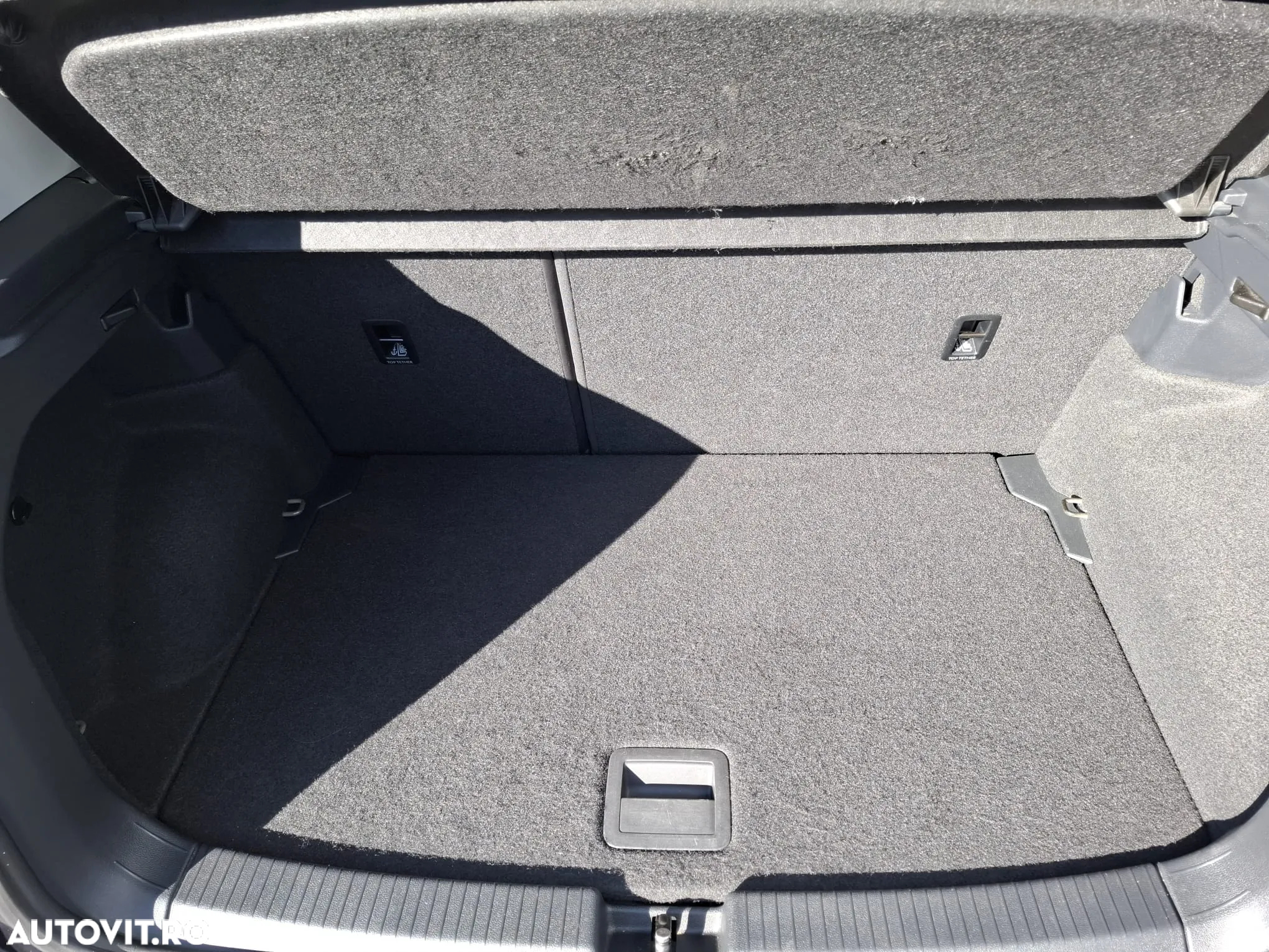 Volkswagen T-Cross 1.0 TSI Style - 35