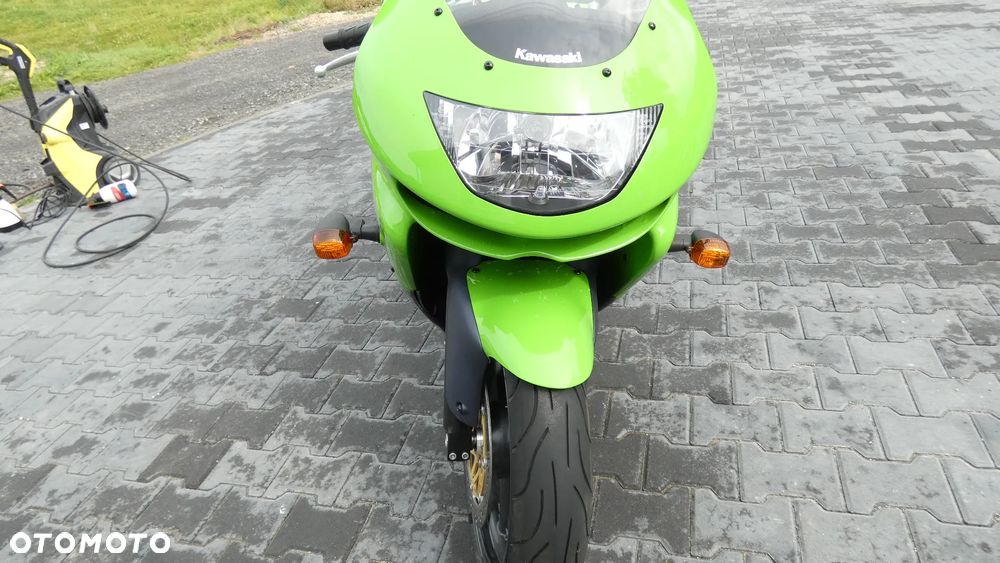 Kawasaki ZX - 4