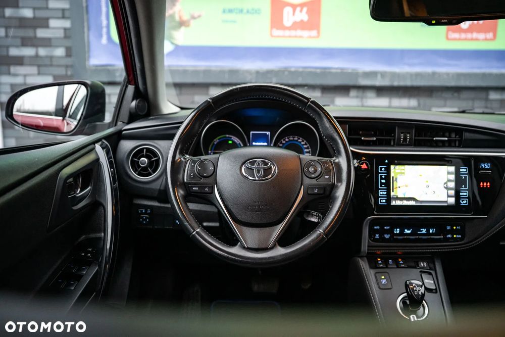 Toyota Auris Hybrid 135 Premium - 23