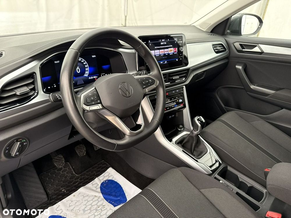 Volkswagen T-Roc - 14