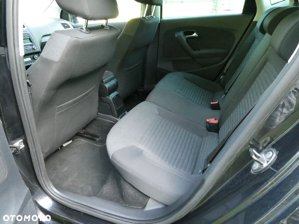 Volkswagen Polo 1.4 Comfortline - 25