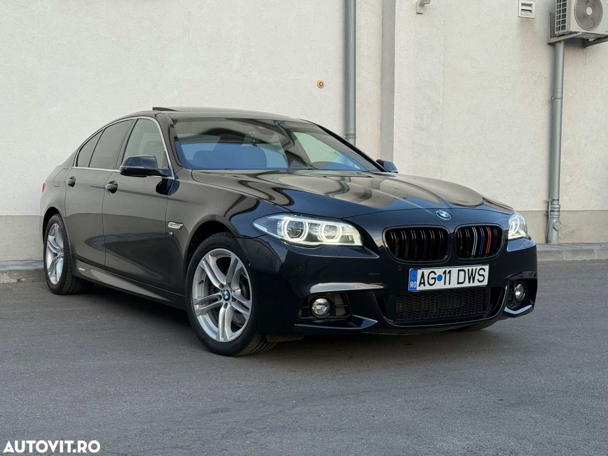 BMW Seria 5 520d xDrive - 1