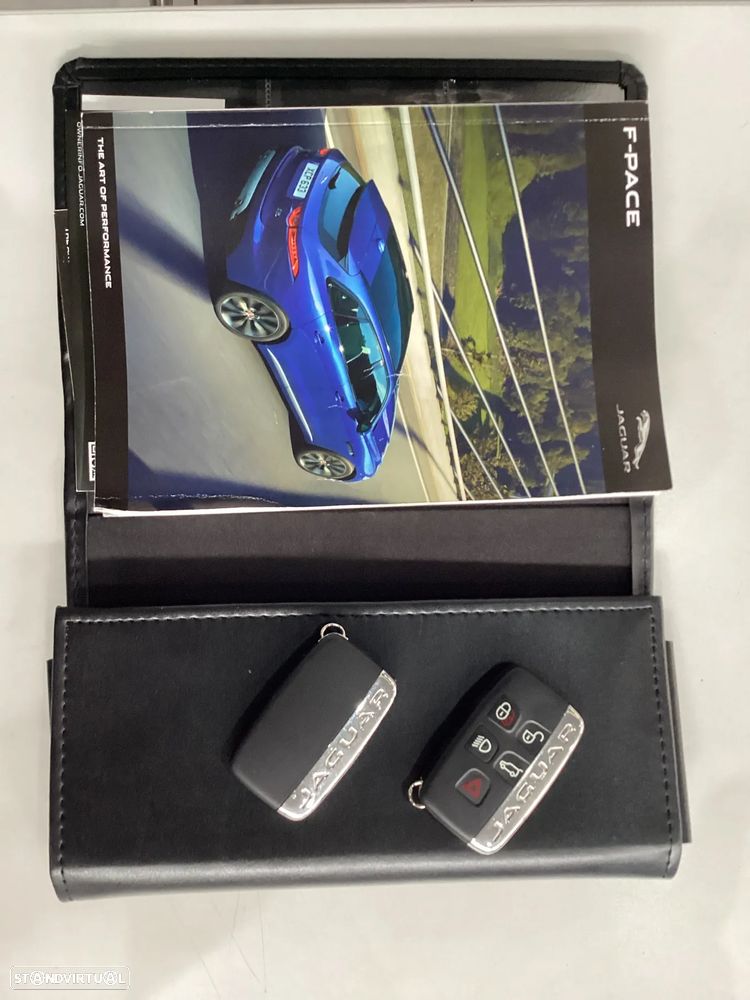 Jaguar F-Pace 2.0 i4D Portfolio Aut. - 39