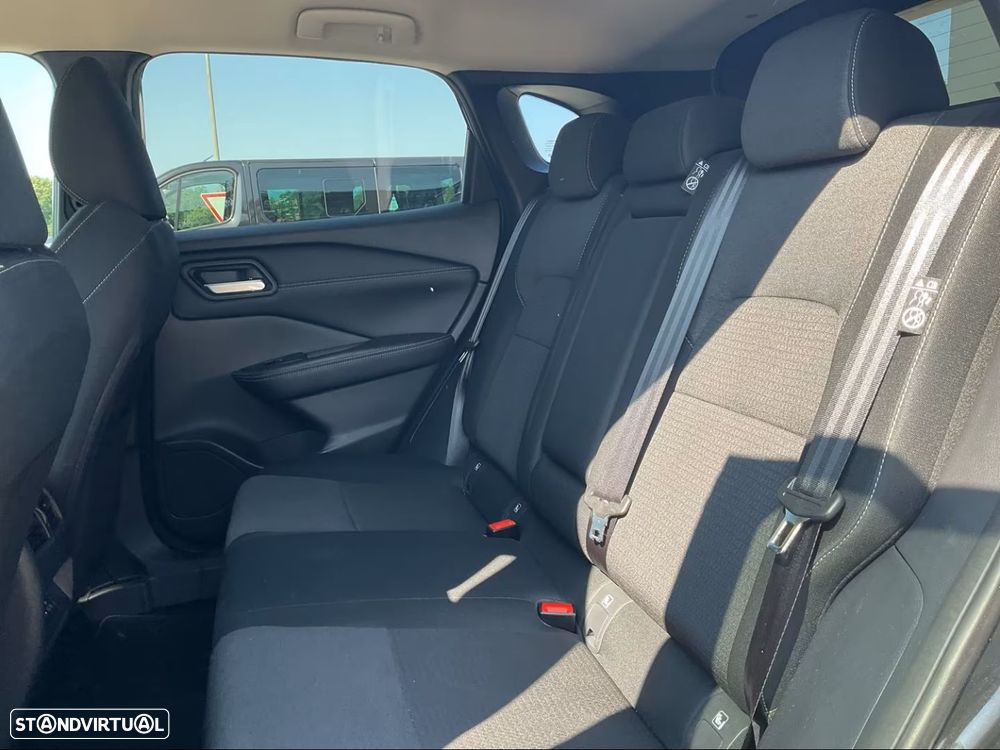 Nissan Qashqai 1.3 DIG-T N-Connecta - 6