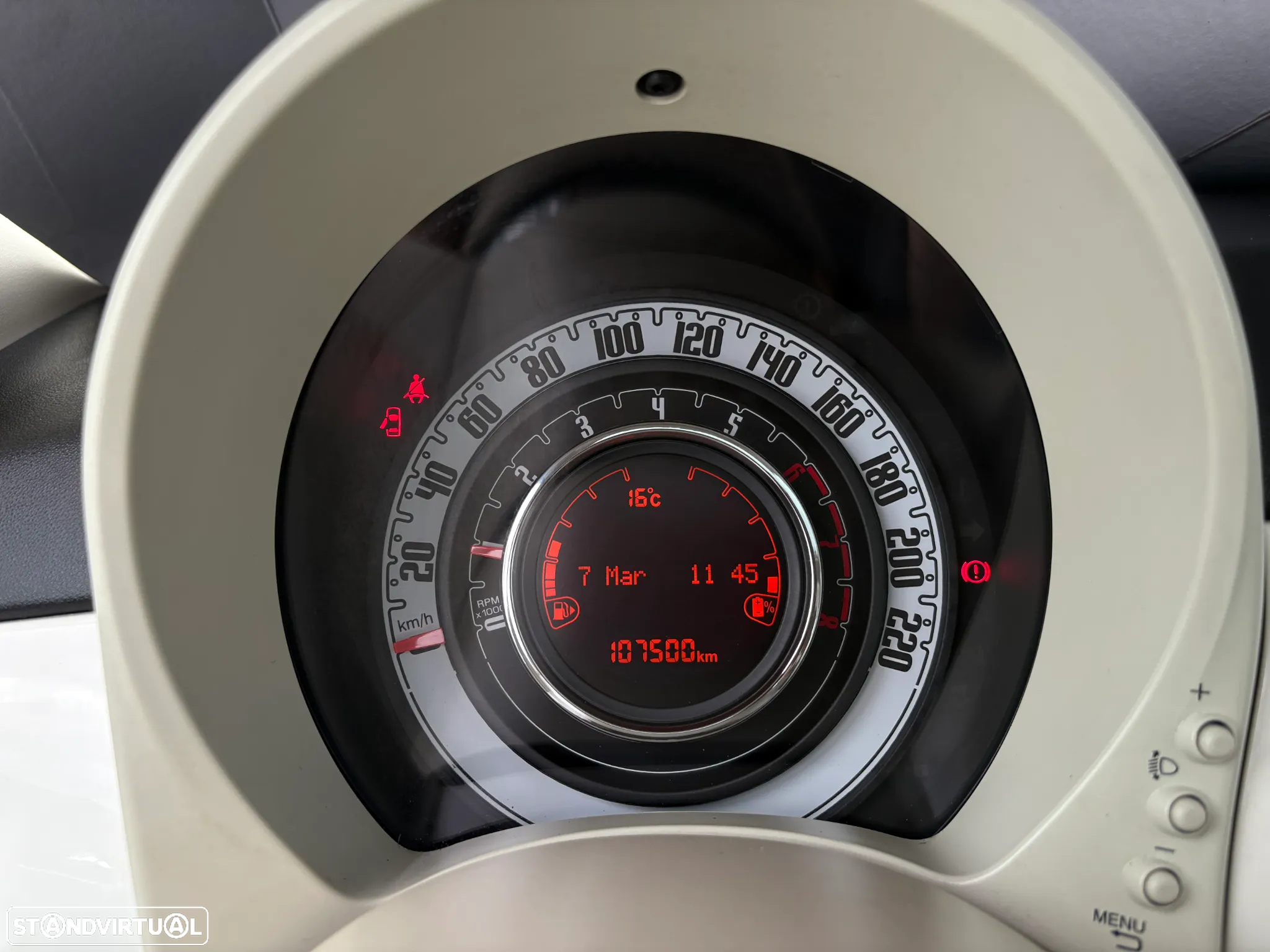 Fiat 500 1.0 Hybrid Connect - 10