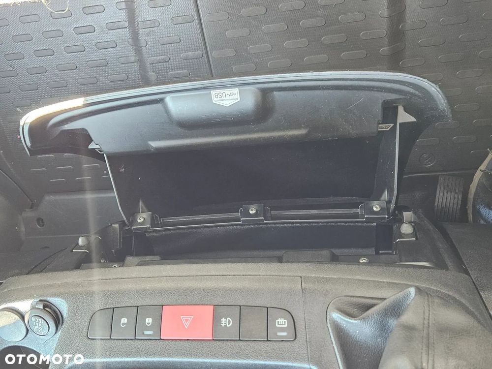 Peugeot BOXER - 16