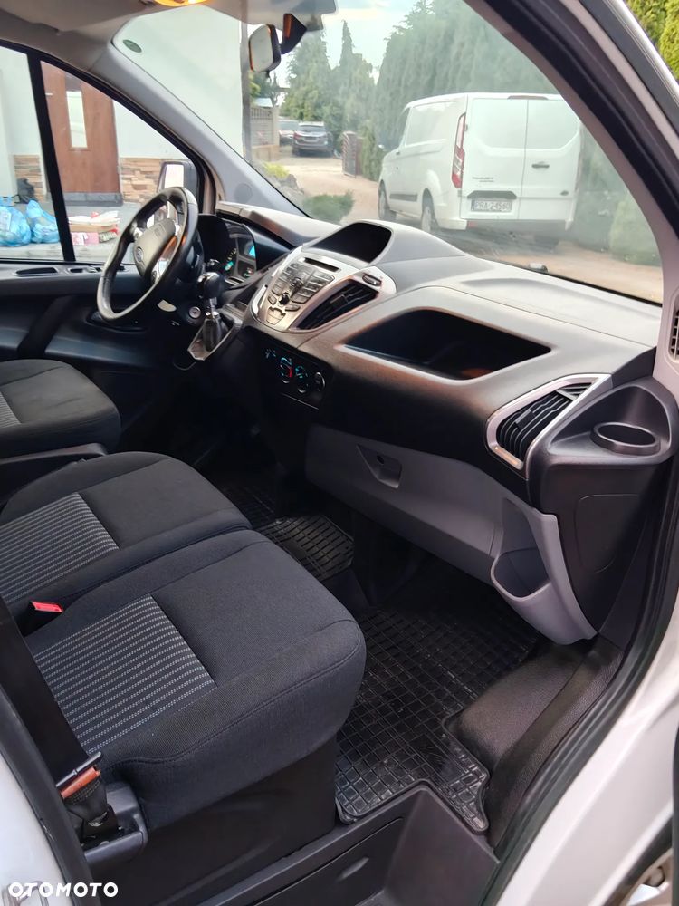 Ford Transit Custom - 13