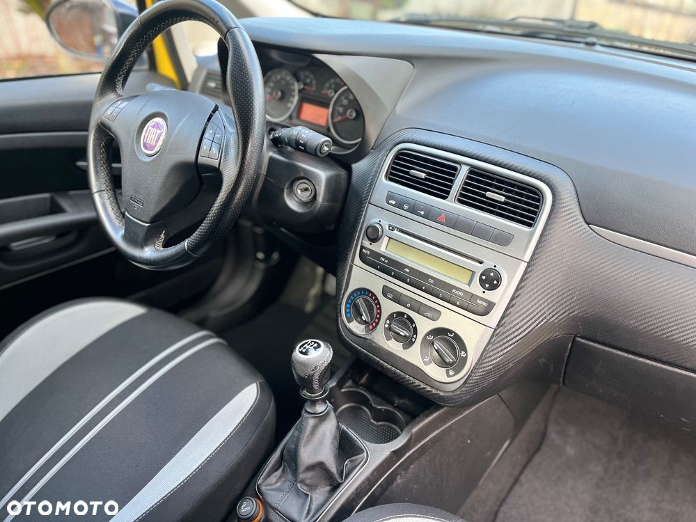 Fiat Grande Punto - 8