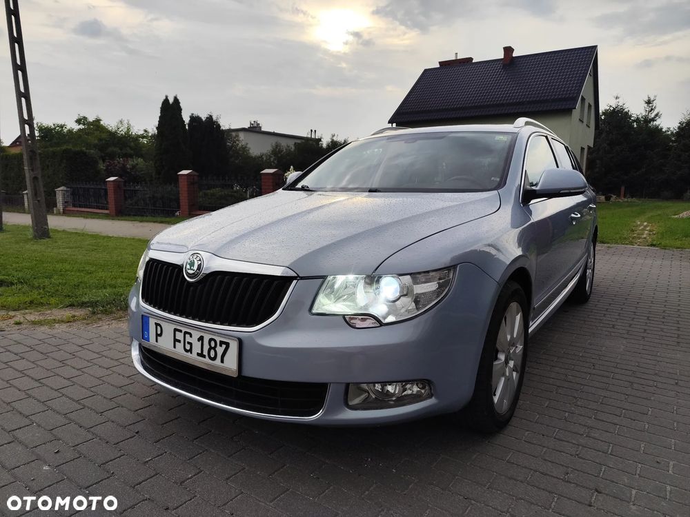 Skoda Superb 2.0 TDI Elegance DSG - 5