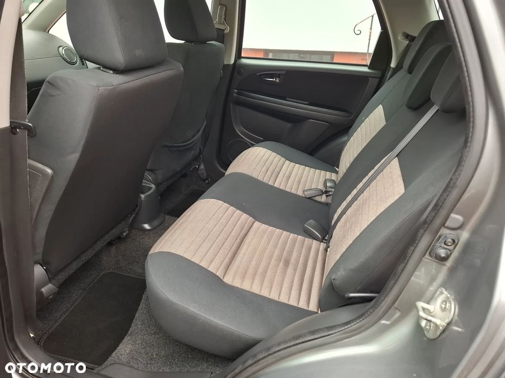 Fiat Sedici 1.6 16V 4x4 Luxury - 13