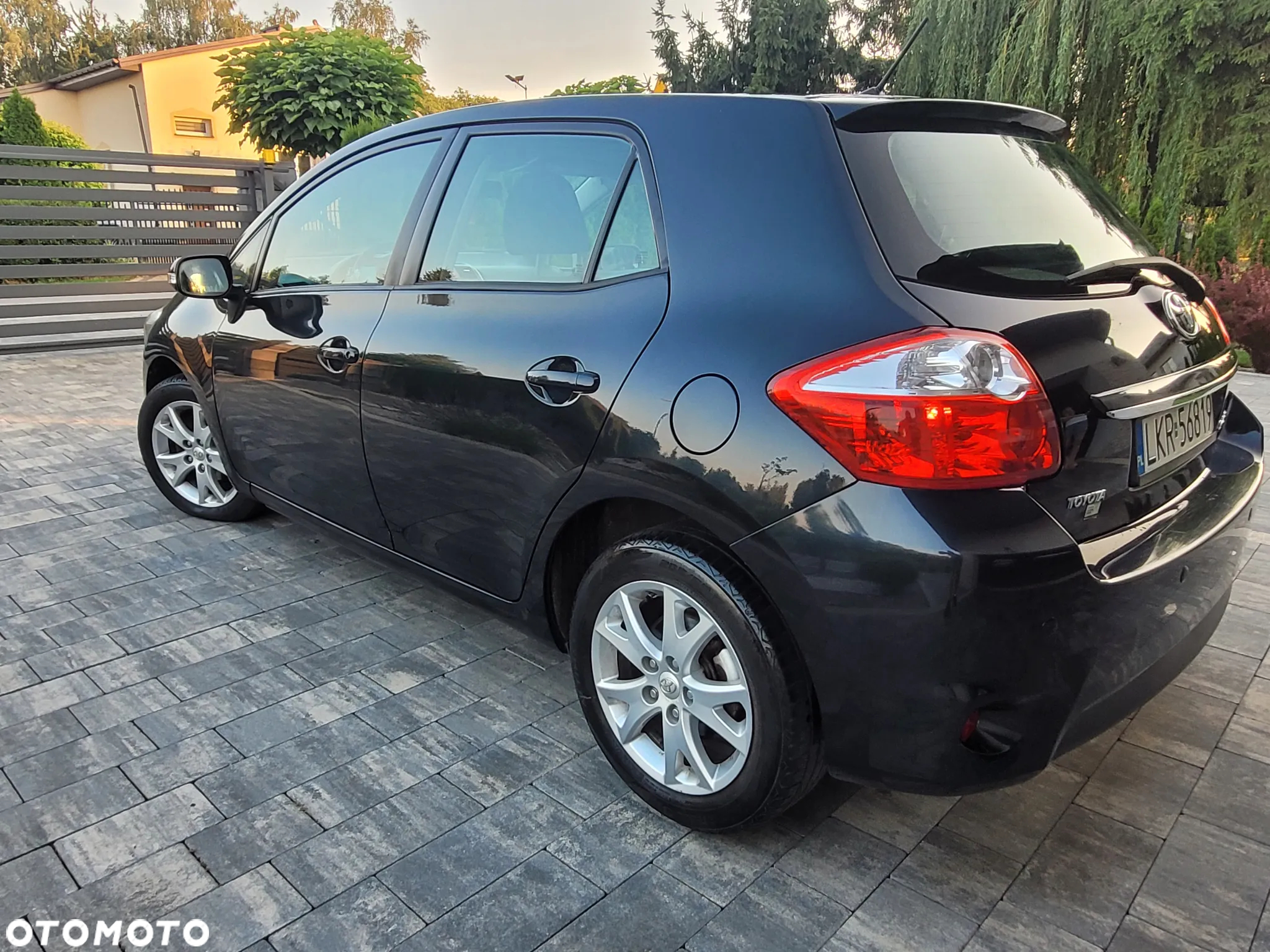 Toyota Auris 1.6 Premium Start - 5