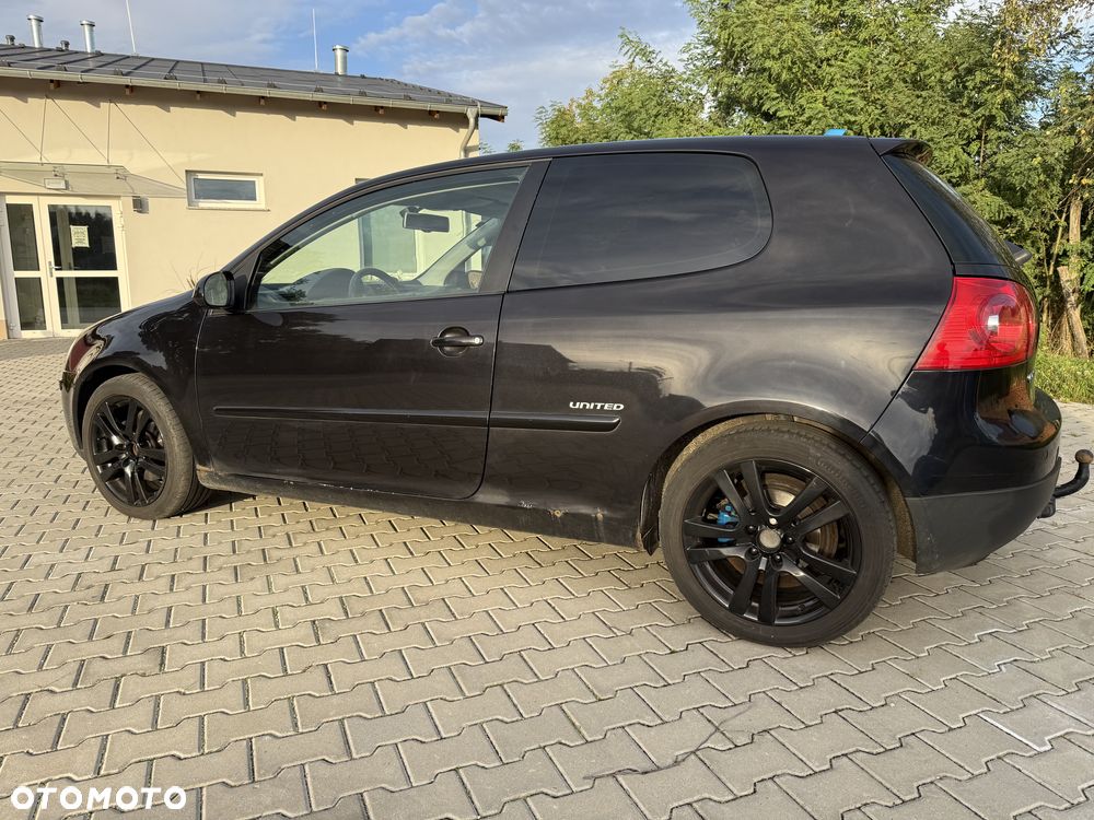Volkswagen Golf 2.0 TDI United - 4