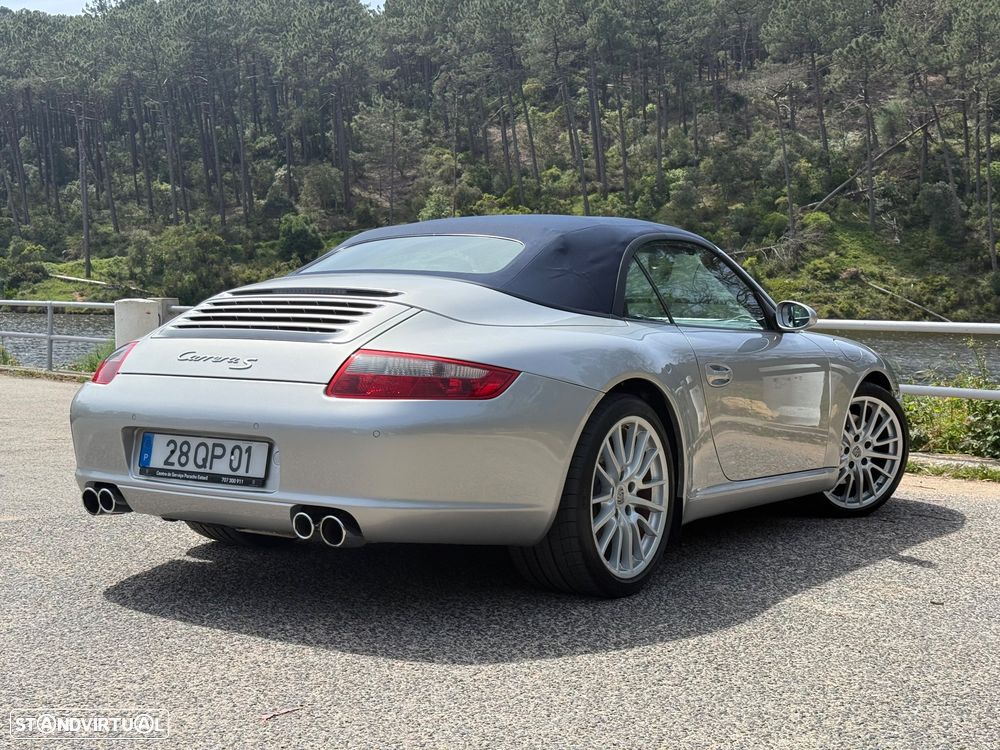 Porsche 911 (997) Carrera S Cabriolet - 3