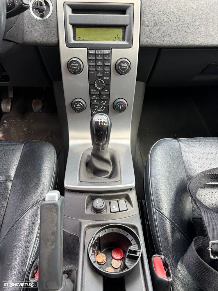 Volvo S40 2.0 D Nível 1 - 7