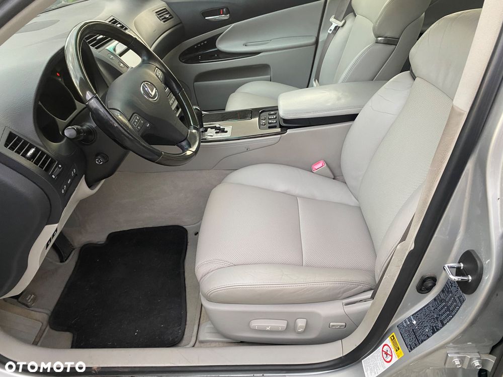 Lexus GS 300 Luxury Line - 24