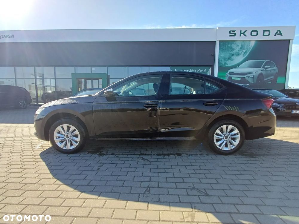 Skoda Octavia 2.0 TDI Drive Essence DSG - 9