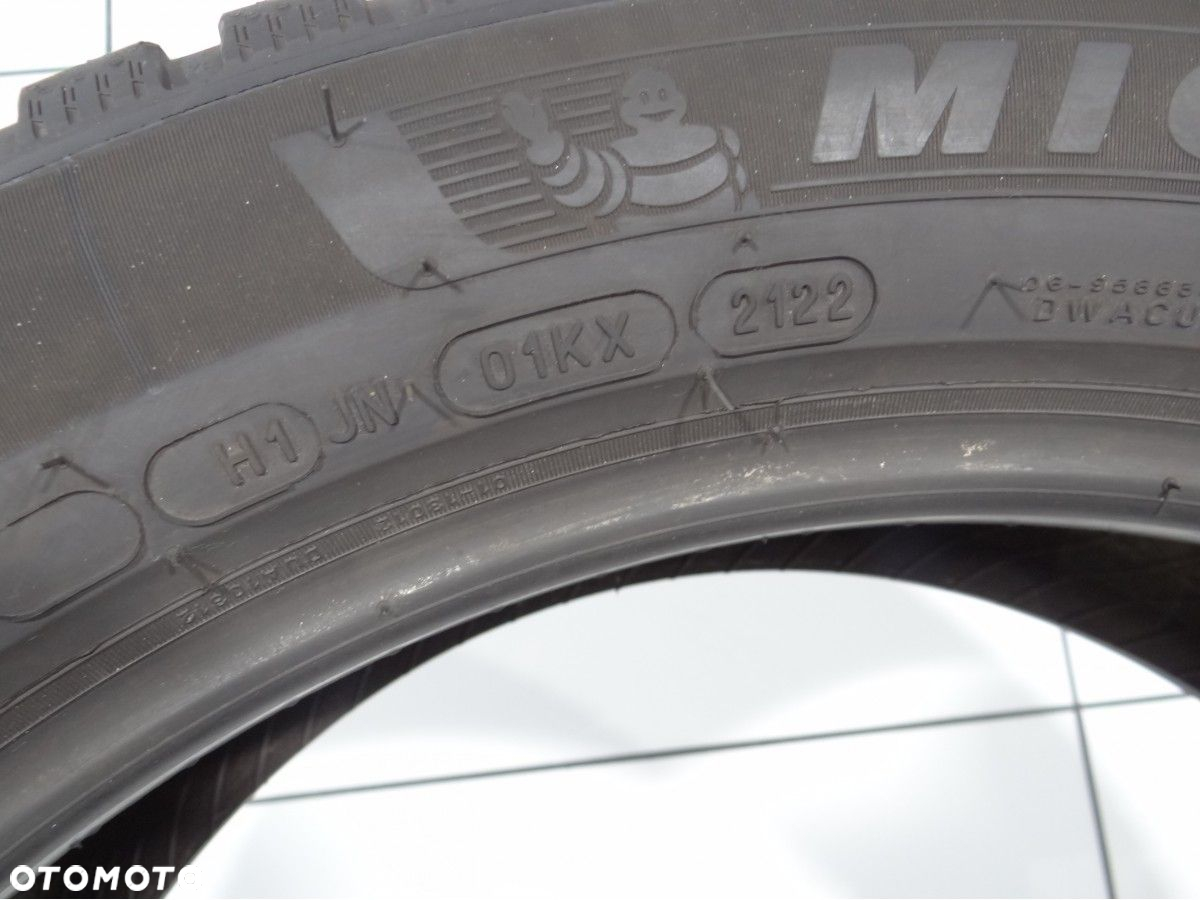 Opony całoroczne 225/55R19 99V Michelin - 4