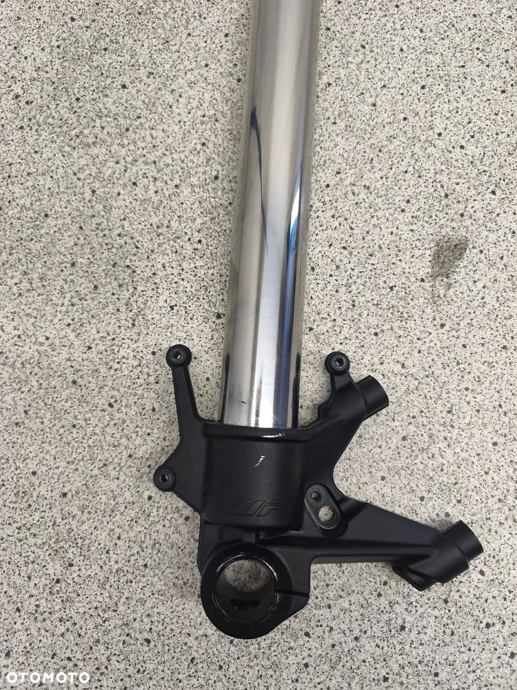 Laga lewa, zawieszenie przód, amortyzator lewy KTM 1290 Super Duke - 4