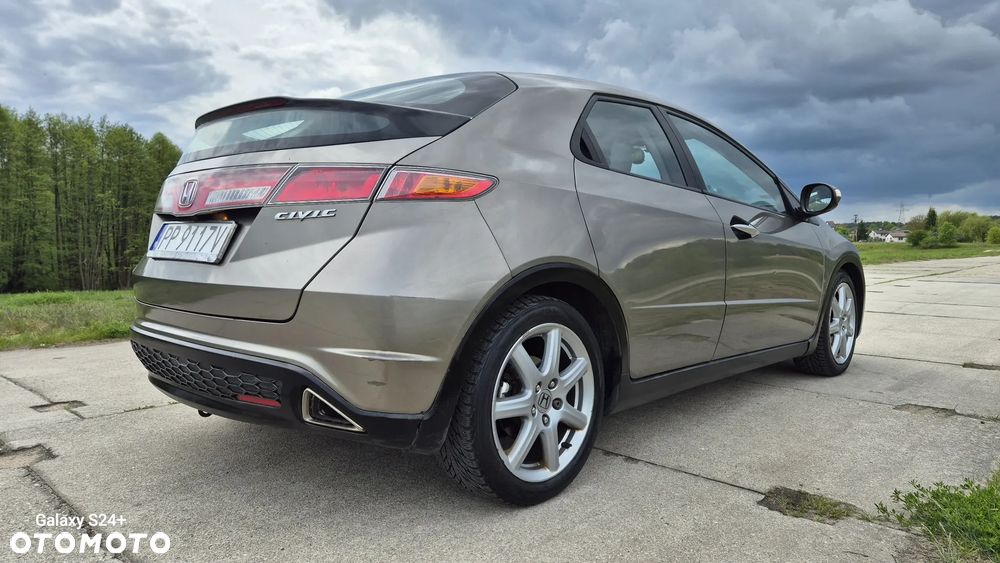 Honda Civic 1.8i-VTEC Comfort - 10